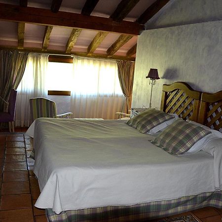 Posada Fuenteplateada Collado Hermoso Kültér fotó