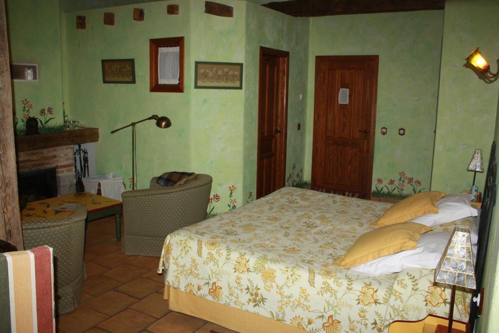 Posada Fuenteplateada Collado Hermoso Kültér fotó